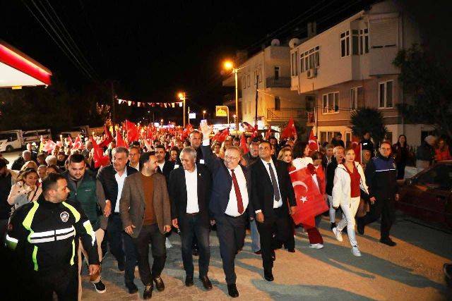 Cumhuriyet’in 102. Yıldönümü Edremit’te coşkuyla kutlandı