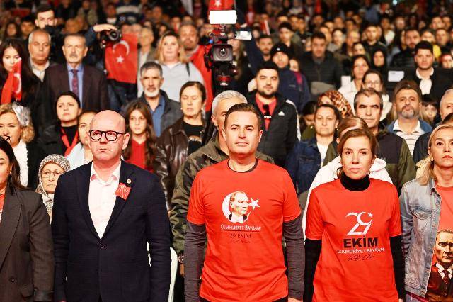 Kuvayımilliye’nin şehrinde Cumhuriyet coşkusu