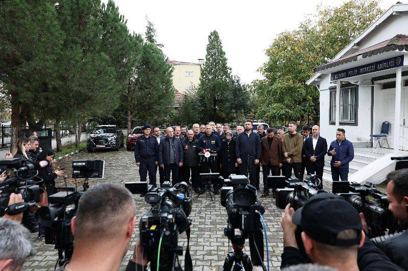 Bakan Yerlikaya açıkladı: Sındırgı depreminde can kaybı yok, 26 Kişi Yaralandı