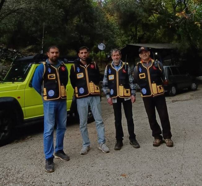 Kazdağları’nda Anlamlı Buluşma: TRAC Edremit Şubesi Ortak Frekans Kampı