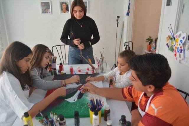 -Özgür Gazze’li Çocuklarla Resim Yapmak İstiyorlar