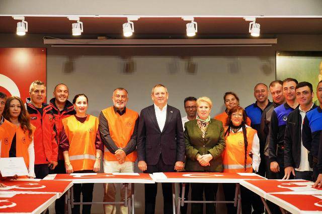 “Afetlere hazırlıklı bir Ayvalık için eğitimlerimizi sürdürüyoruz”