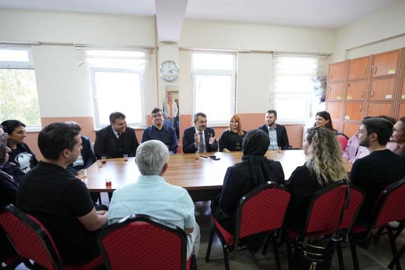 Milli Eğitim Bakanı Tekin Havran'da