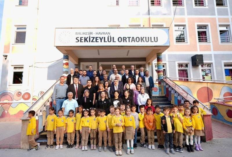 Milli Eğitim Bakanı Tekin Havran'da