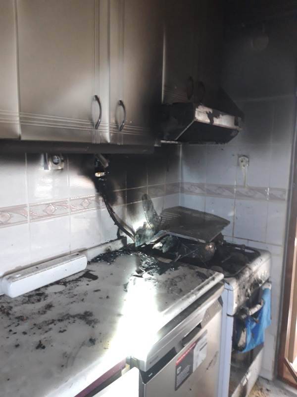 Edremit’te mutfak yangını