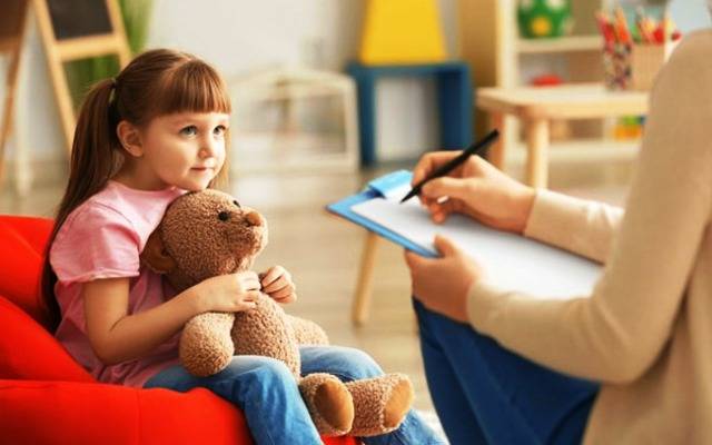 Peş peşe depremler sonrası ebeveynlere önemli uyarılar