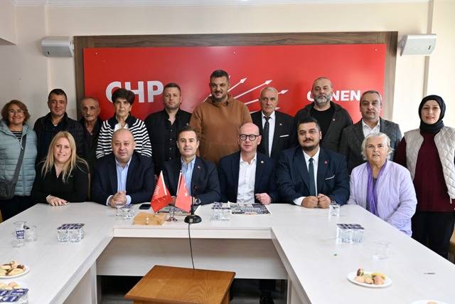 Başkan Akın Gönen'de partililerle buluştu