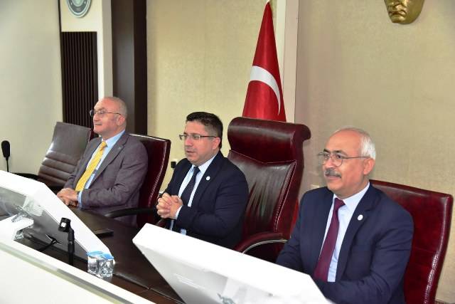 BAÜN’de Uluslararası Araştırmacılara Sertifika Takdimi