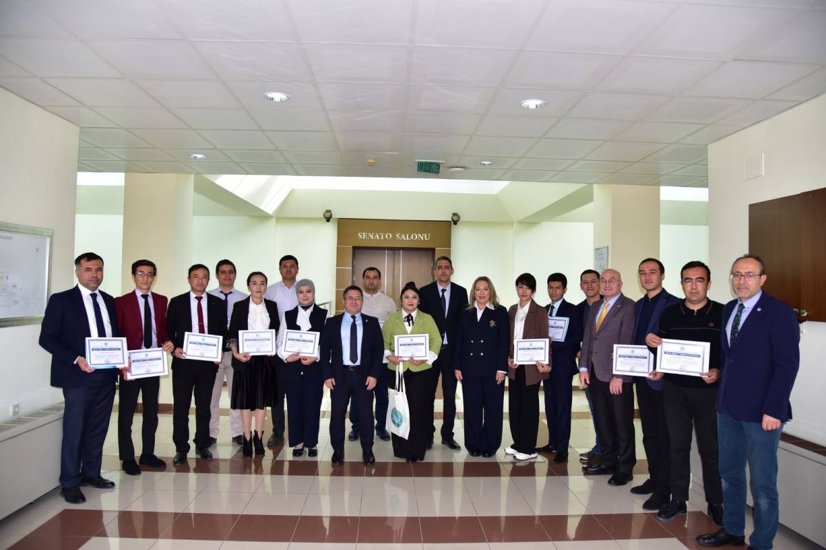 BAÜN’de Uluslararası Araştırmacılara Sertifika Takdimi
