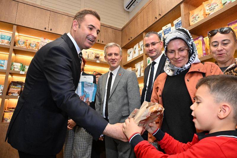 Başkan Ahmet Akın’dan gönüllere dokunan iki açılış