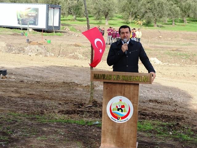 Millî Ağaçlandırma Günü Etkinlikleri Kapsamında Havran’da Fidanlar Toprakla Buluştu