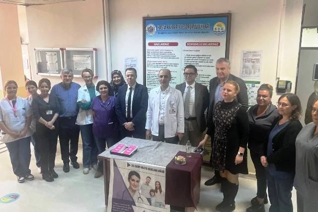Edremit Devlet Hastanesi’nde “Hasta Hakları Günü” Etkinliği