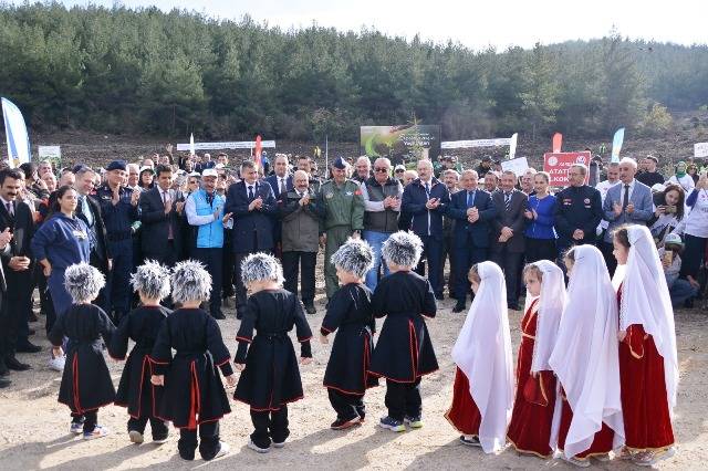 Balıkesir’de “11 Kasım Milli Ağaçlandırma Günü” etkinliği