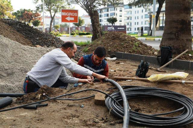 Burhaniye’de Çalışmalar Son Sürat Devam Ediyor