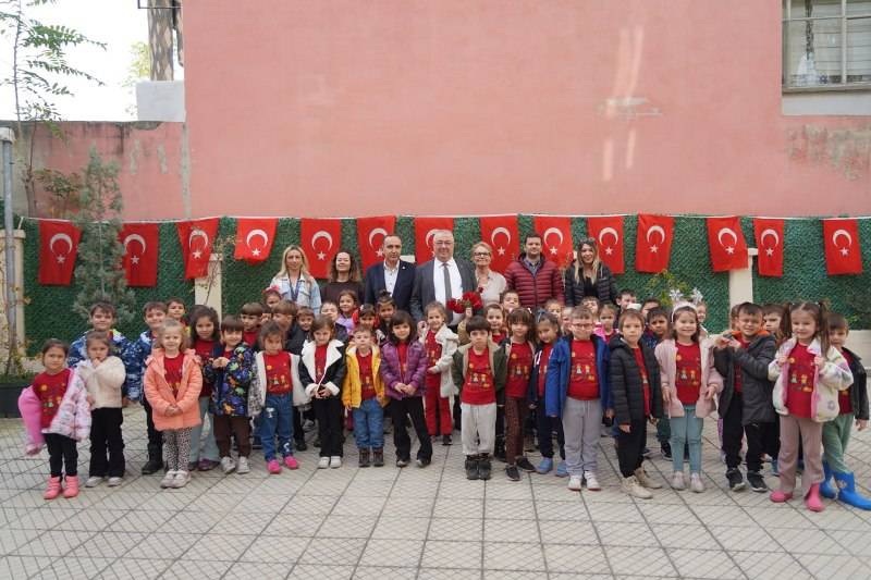 Edremit Belediyesi Atatürk Kültür Evi’ne ziyaretçi akını