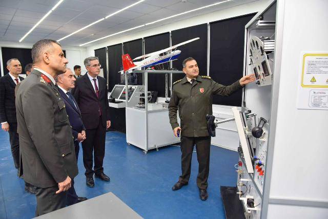 İl Milli Eğitmi Müdür Murat Demir'den Milli Savunma Üniversitesi Kara Astsubay MYO'ya Ziyaret