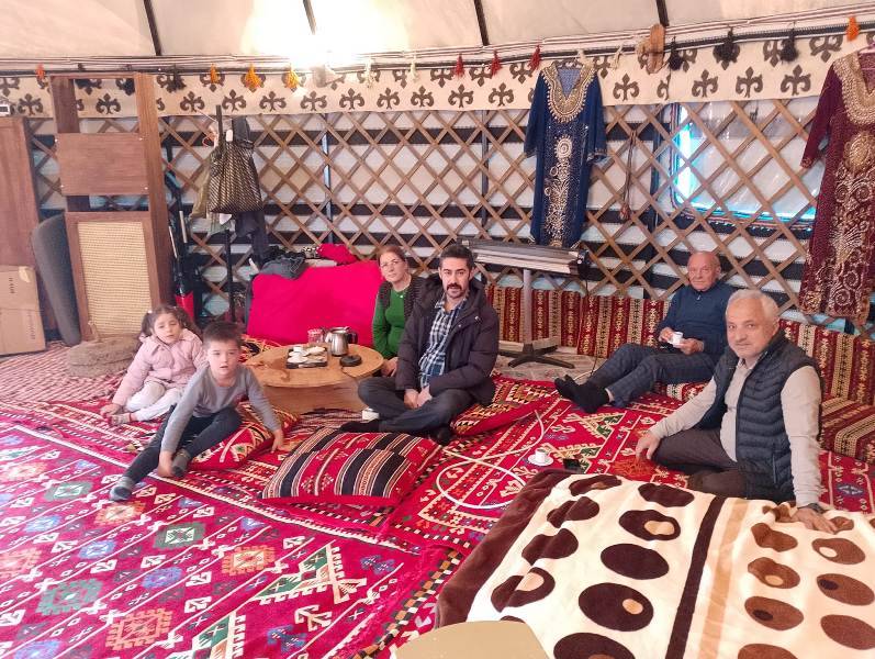 Sındırgı’da sevgi ve dayanışmanın hikâyesi: Otağ’da Isınma Önceliği