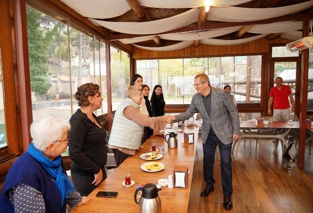 Ayvalık Belediye Başkanı Mesut Ergin: “Kentimizin geleceğini kadınlarla birlikte şekillendiriyoruz”