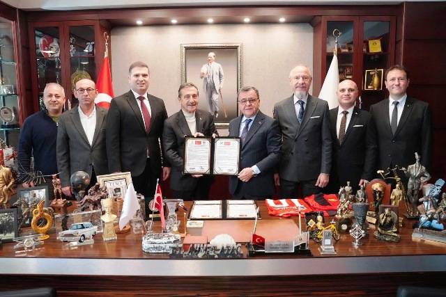 Altıeylül Ve Tepebaşı Kardeş Şehir Oldu