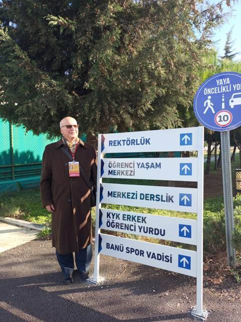 Rektör Boz, Gazeteci Mustafa Yamaner’i tebrik etti