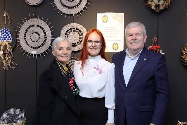 “Kâğıt ve Suyun Büyüsü” Sergisi Açıldı