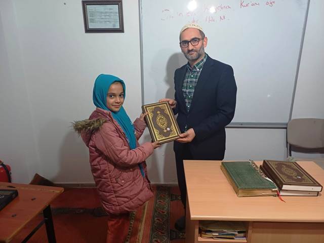 Ebubekir Mahallesi Eybek Camii Kur'an Kursunda “Kur'an’a Geçiş Programı” Düzenlendi