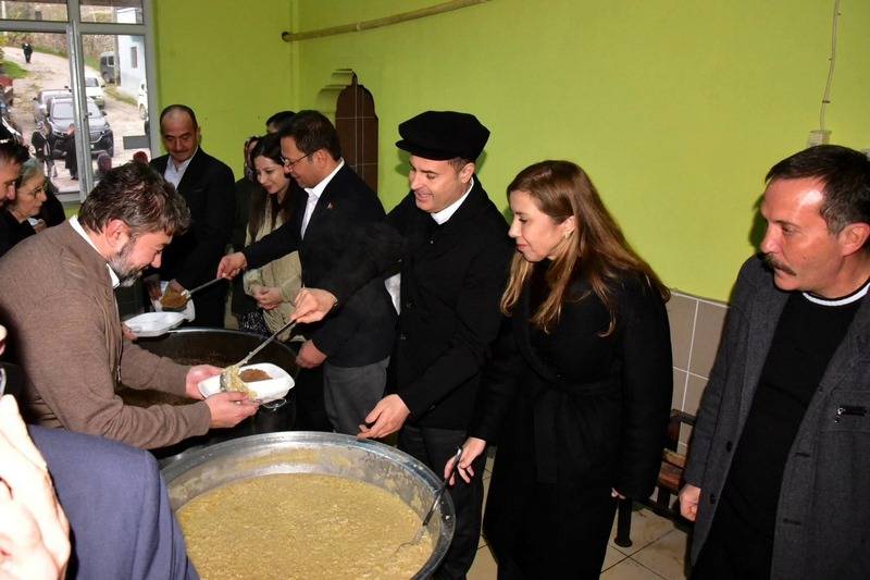 Vatandaşa selam, hizmete devam.. Sındırgı'da susam alım töreni gerçekleştirildi