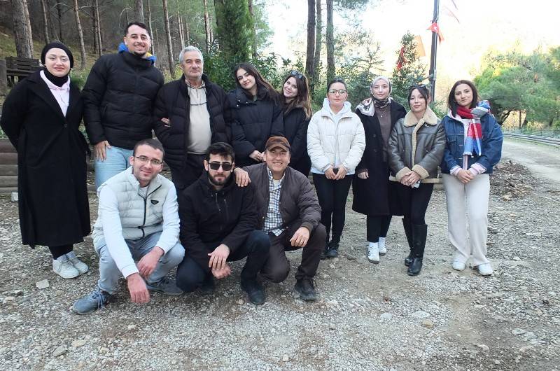 Burhaniye'den Üniversiteliler Dereli Köyü'nün Konuğu Oldu