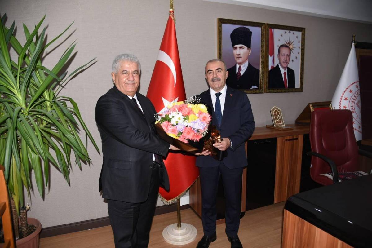 Balıkesir İl Milli Eğitim Müdürlüğü’ne atanan Selahattin Kal, görevine  başladı