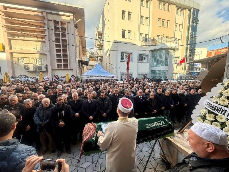 Aynur Öğretmen Hüzünle Son Yolculuğuna Uğurlandı