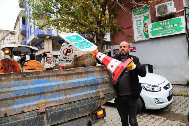 Edremit’te kaldırım işgalleri sona eriyor