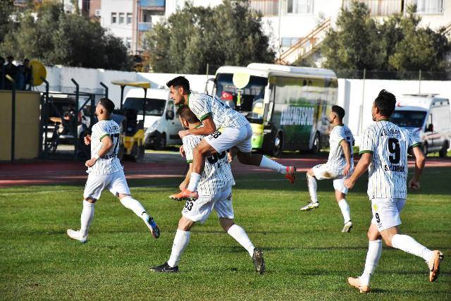 Edremitspor, Torbalıspor’u 2-0 mağlup etti