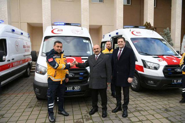 Balıkesir’de Sağlık Hizmetleri Güçleniyor: 7 Yeni Ambulans Hizmete Alındı