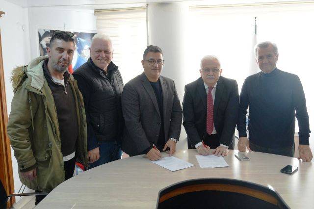 Burhaniye’de Cihat Barış Akgün Dönemi Başladı