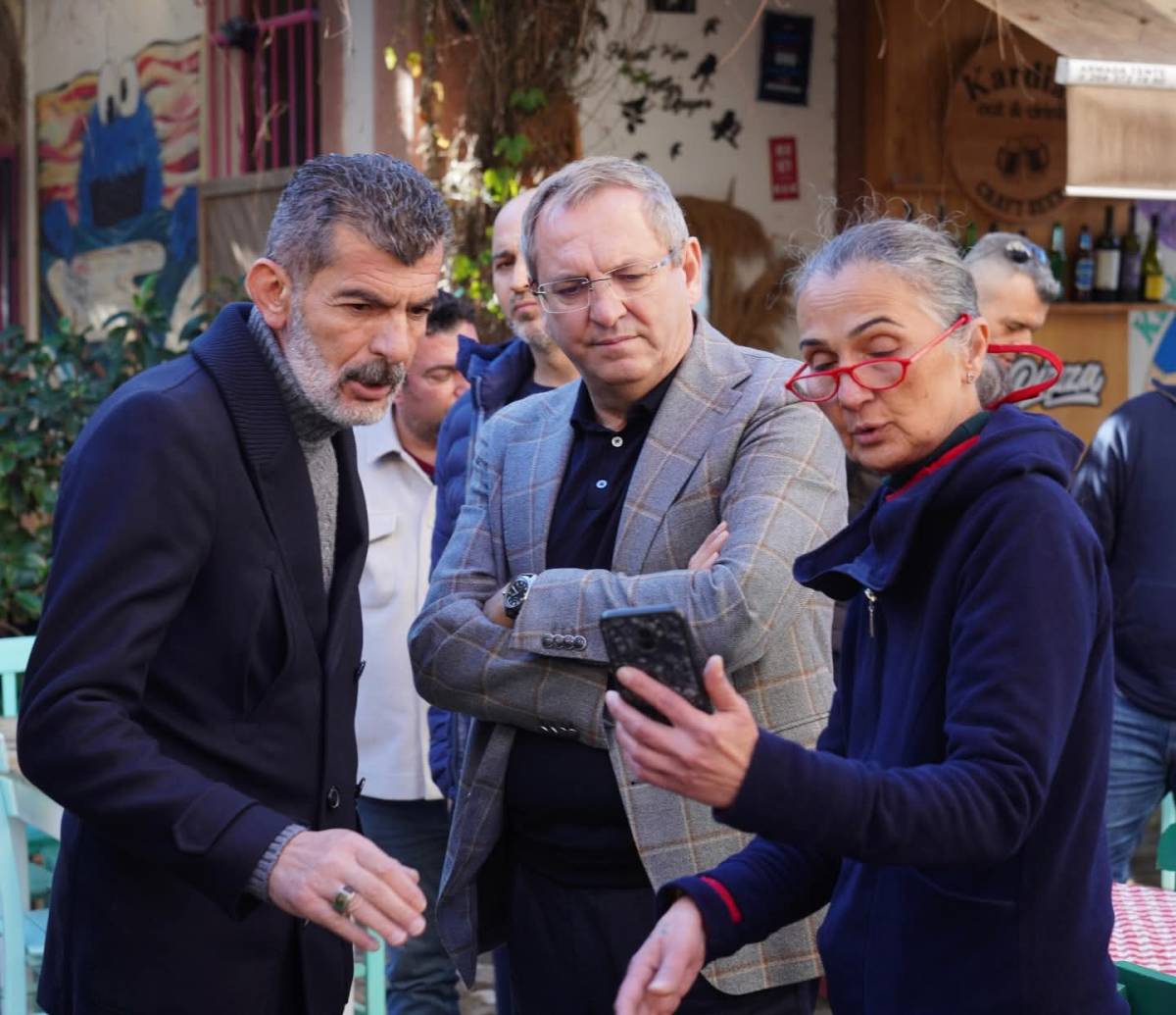 Başkan Mesut Ergin Cunda Adası'nda esnaf ve vatandaşlarla buluştu