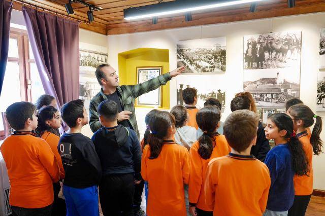 Burhaniye’nin Tarihi, Kent Arşiviyle Geleceğe Taşınıyor