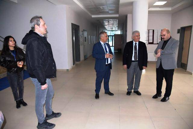 Özel Yeteneklere Yakın Takip: İl Müdürü Altıeylül BİLSEM Ziyareti