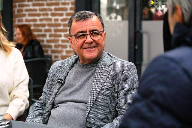 Başkan Şehirli Emekli Kafe’de Vatandaşlarla Buluştu