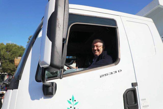 Edremit Belediyesi Araç Filosunu Güçlendiriyor