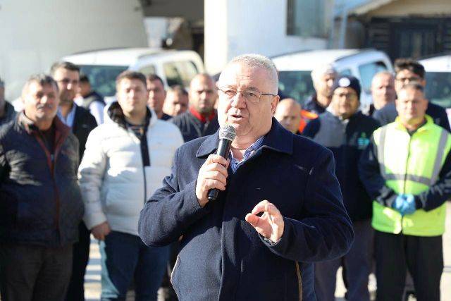 Edremit Belediyesi Araç Filosunu Güçlendiriyor