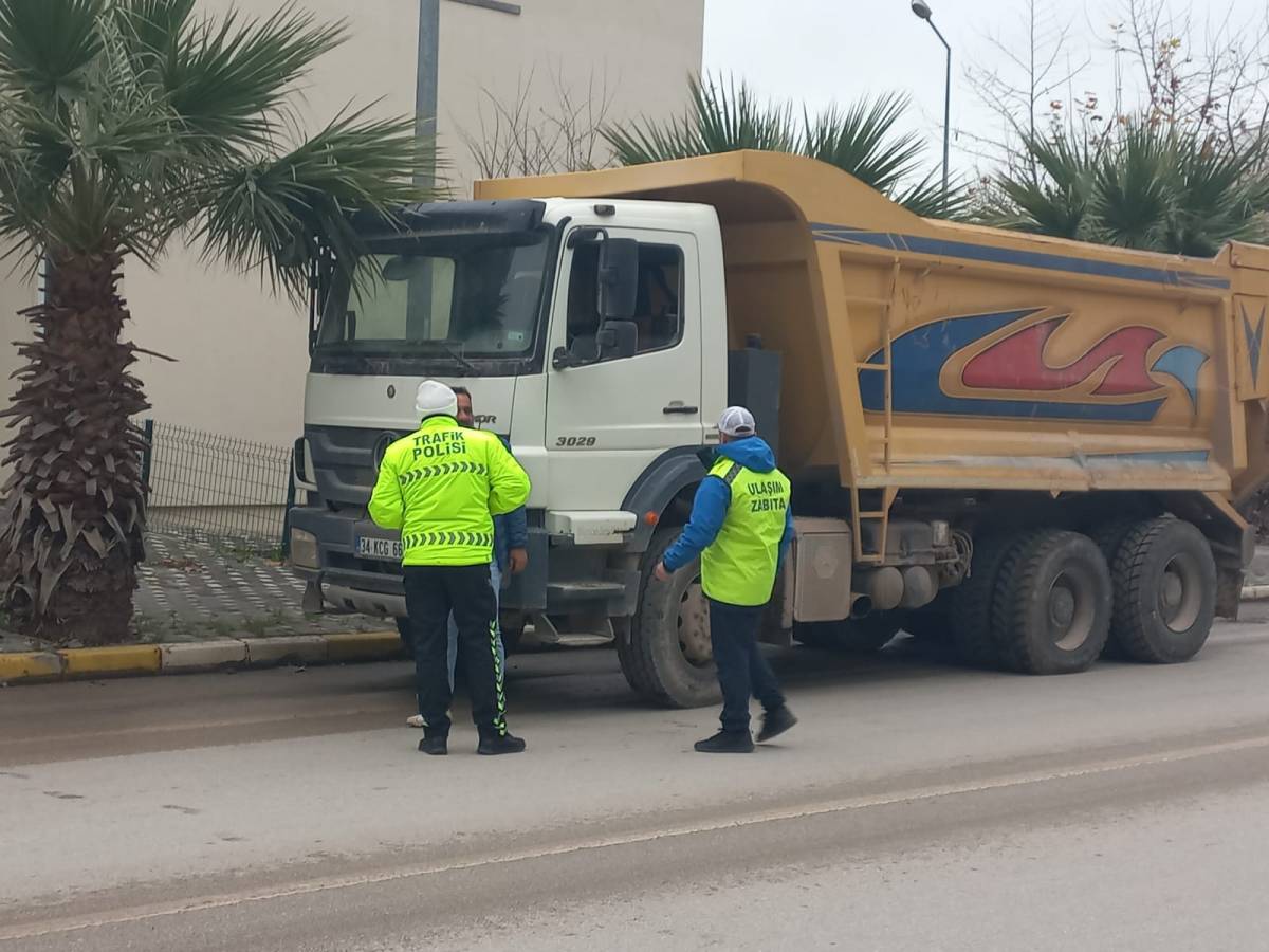 Büyükşehir ağır tonajlı araç denetimlerini sürdürüyor