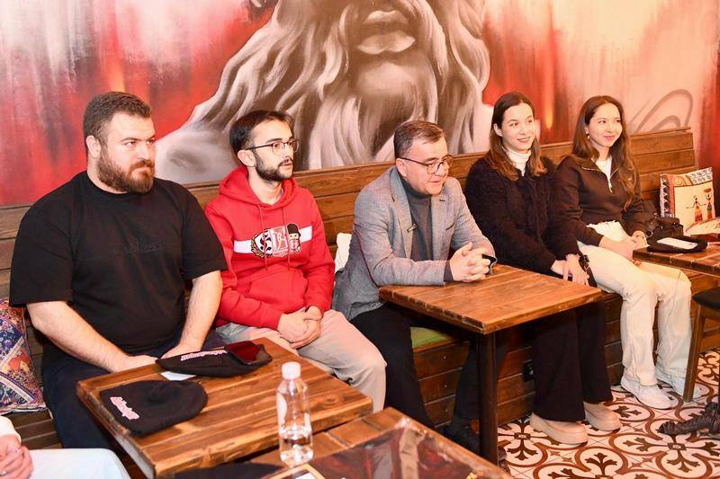 Başkan Hakan Şehirli gençlerle buluştu