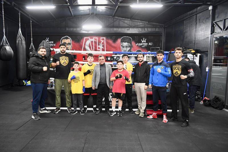 Başkan Hakan Şehirli gençlerle buluştu