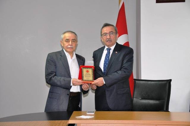 Balıkesir İl Müftülüğünde Veda Programı Düzenlendi