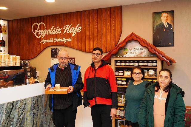 Birlik Ortopedik Engelliler Derneği’nden Engelsiz Kafe’ye Ziyaret