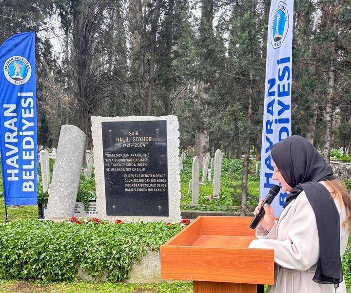 Havran’da şair Halil Soyuer’e vefa: 22. ölüm yıldönümünde anıldı