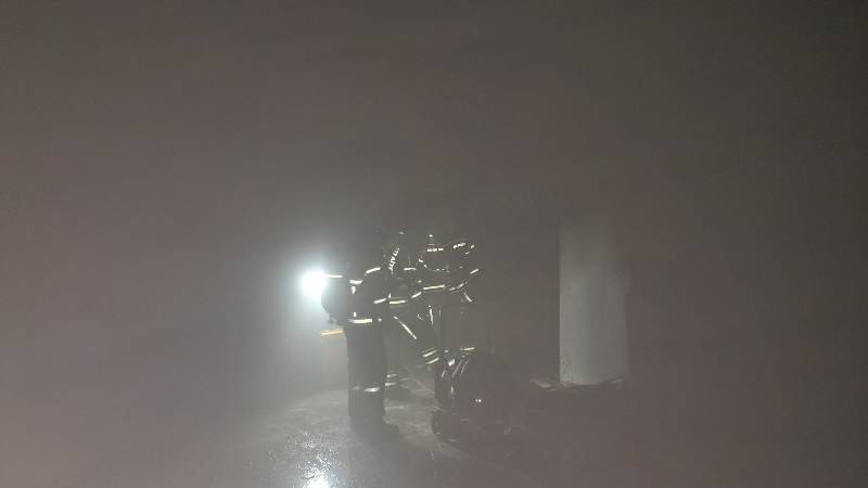 Balıkesir'de yüzme havuzunda yangın çıktı