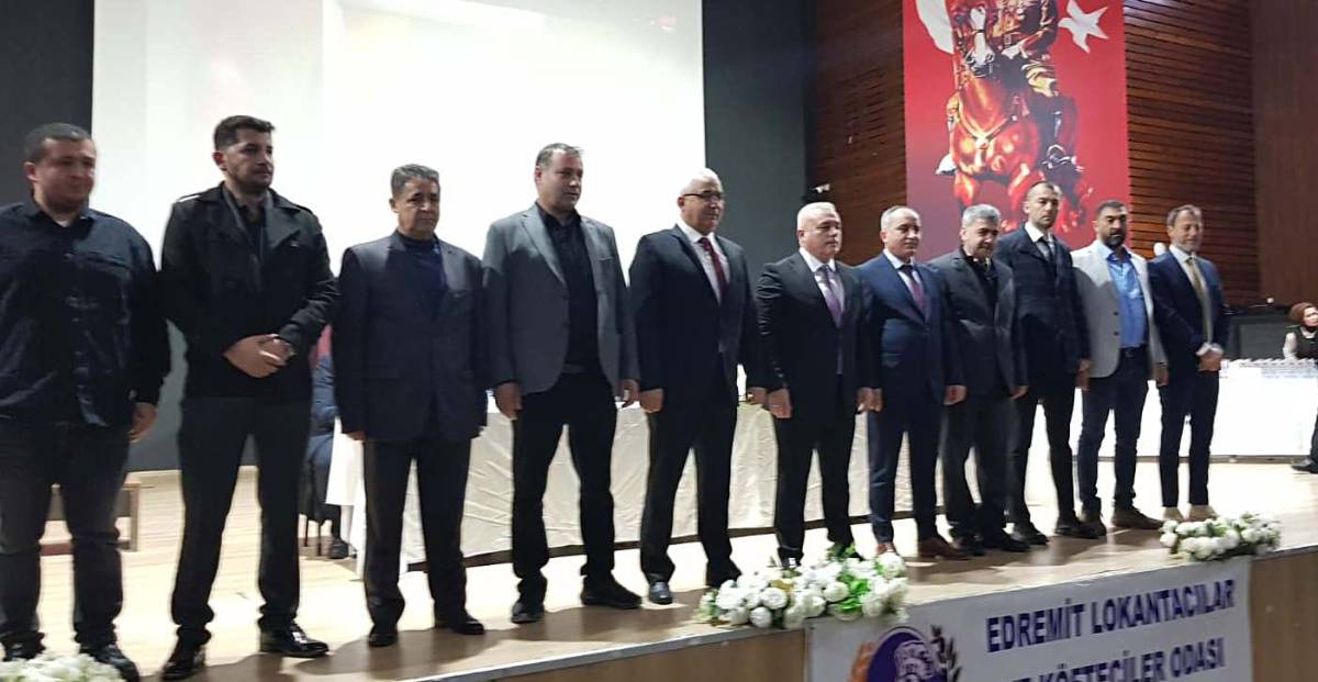 Edremit Lokantacılar ve Köfteciler Odası’nda Aykut Dürüst güven tazeledi