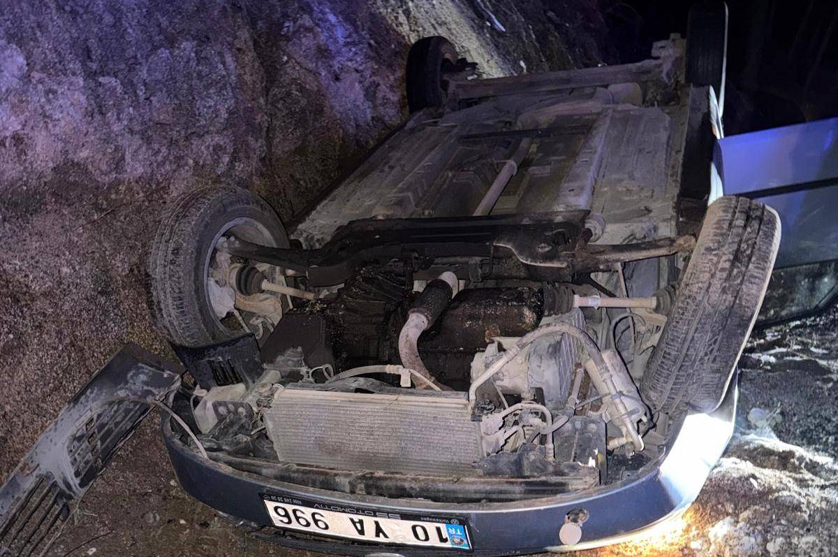 Kazdağı’nda otomobil takla attı: Yaralılar hastaneye kaldırıldı