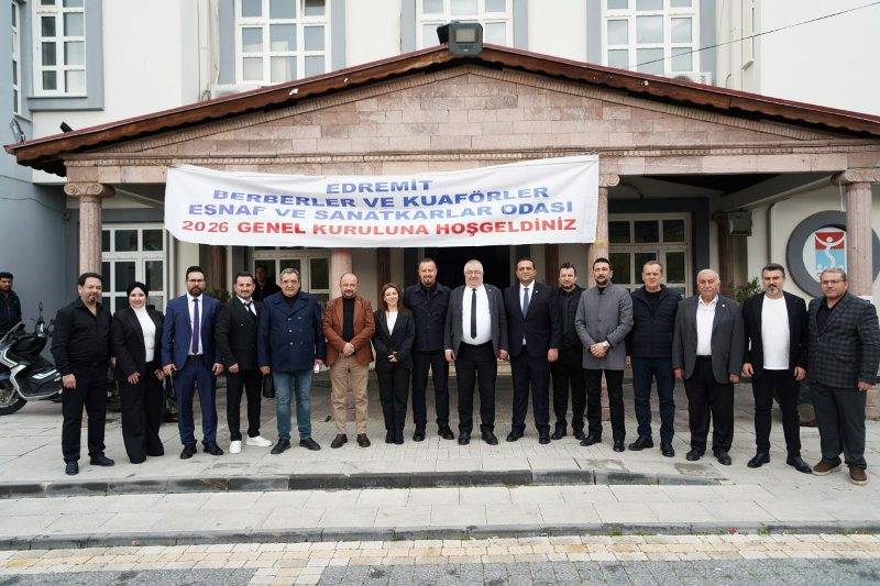 Edremit Bakkallar ve Bayiler Odası’nda Hakan Uçak güven tazeledi